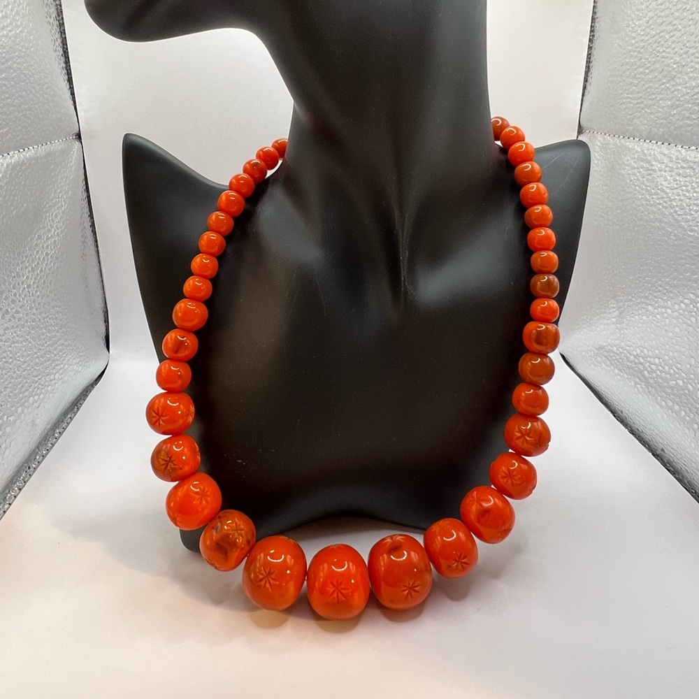 Splendette Dark Burnt Orange Marbled Beaded Vintage Style Necklace